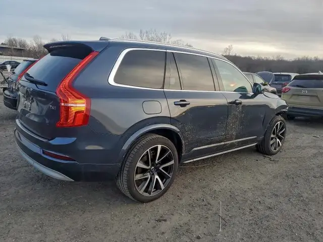 VOLVO XC90 T6 MOMENTUM 2021