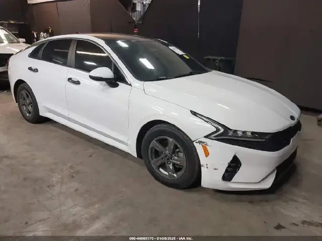 KIA K5 LXS 2021