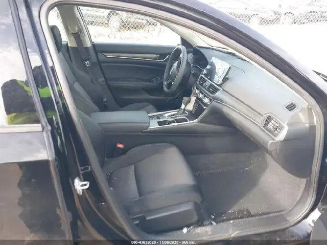 HONDA ACCORD LX 2022