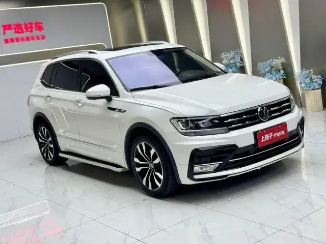 VOLKSWAGEN TIGUAN L 2021