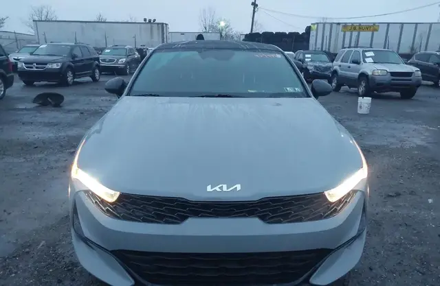 KIA K5 2023