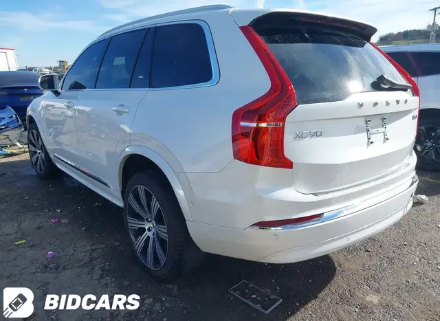VOLVO XC90 2023