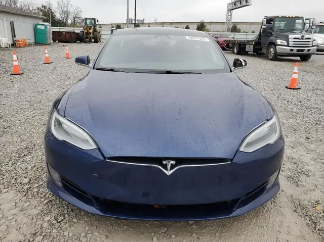 TESLA MODEL S 2017