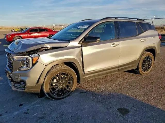 GMC TERRAIN SLT 2023