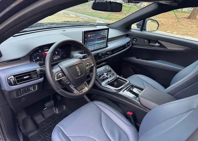 LINCOLN NAVIGATOR 2021