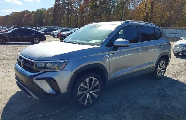 VOLKSWAGEN TAOS 2022