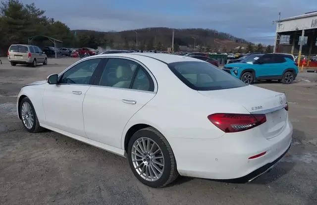 MERCEDES-BENZ E-CLASS E 350 2022