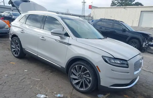 LINCOLN NAUTILUS 2021