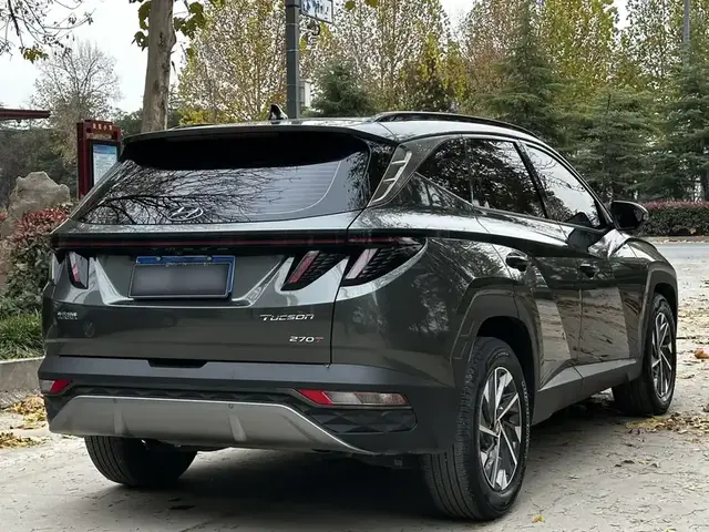 HYUNDAI TUCSON 2023