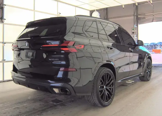 BMW X5 SPORTS ACTIVITY VEHICLE 2023