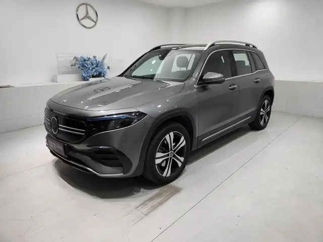MERCEDES-BENZ EQB 4 MATIC 2022