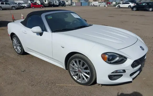 FIAT 124 SPIDER 2017