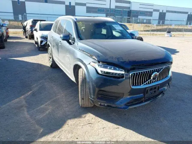 VOLVO XC90 T5 MOMENTUM 7 2022