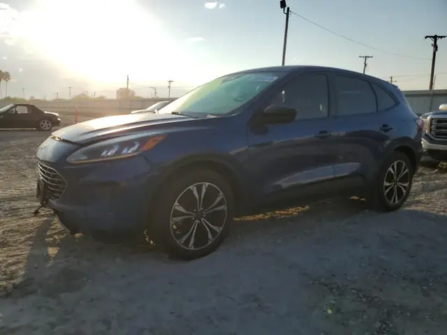 FORD ESCAPE SE 2022