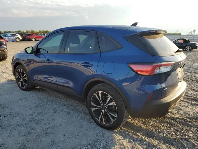 FORD ESCAPE SE 2022