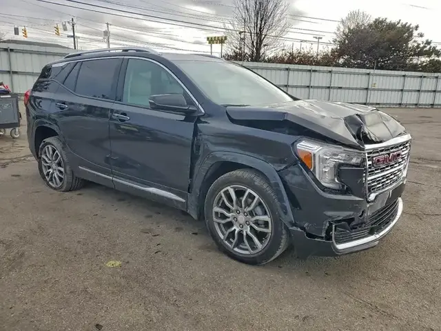 GMC TERRAIN DENALI 2023