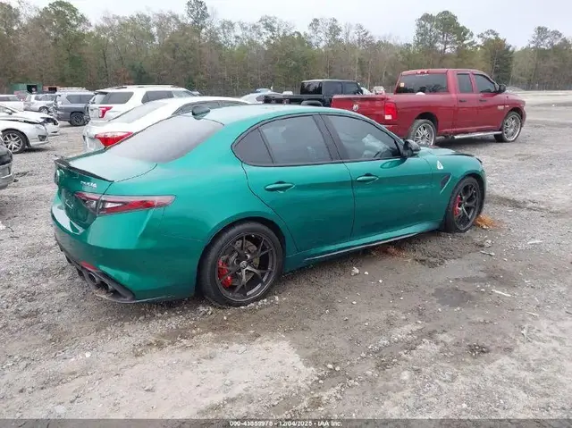 ALFA ROMEO GIULIA QUADRIFOGLIO RWD 2024