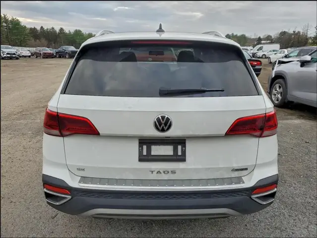 VOLKSWAGEN TAOS 2022