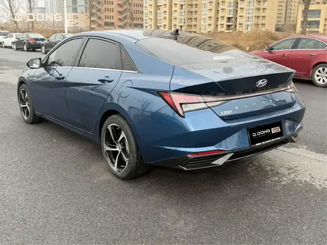 HYUNDAI ELANTRA 2022