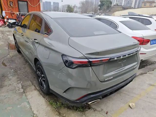 GEELY BINRAY 2022