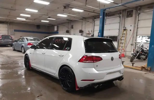 VOLKSWAGEN GOLF R 2018