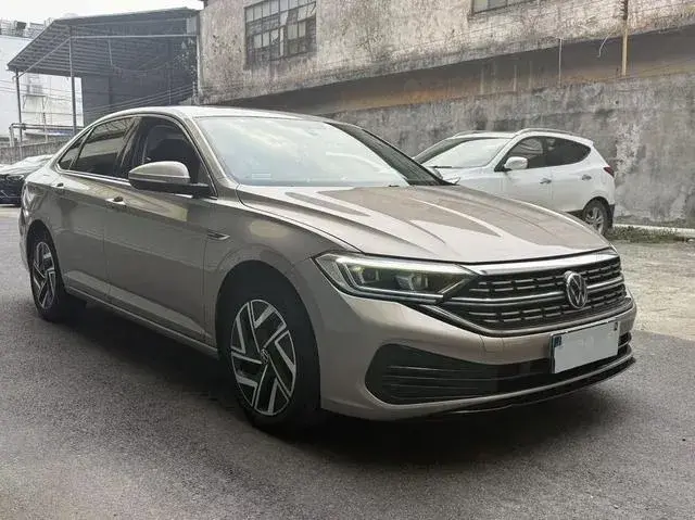 VOLKSWAGEN SAGITAR 2023