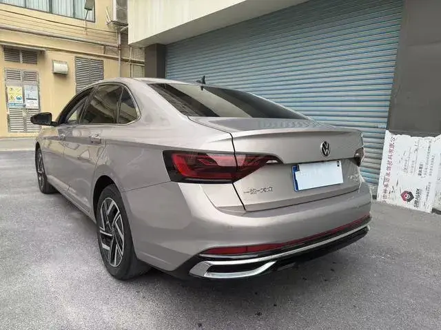 VOLKSWAGEN SAGITAR 2023