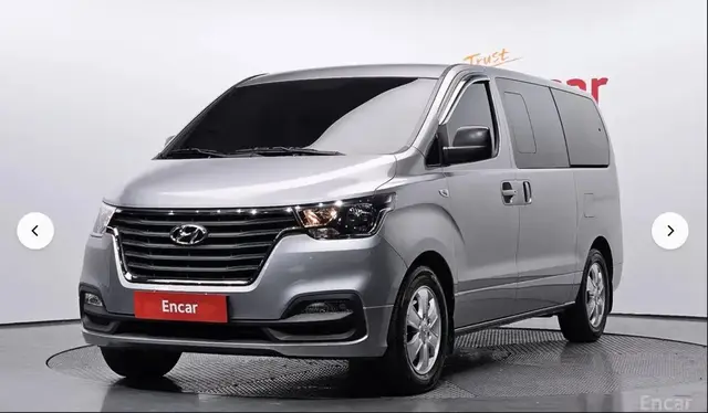 HYUNDAI GRAND STAREX 12-SEATER 2021