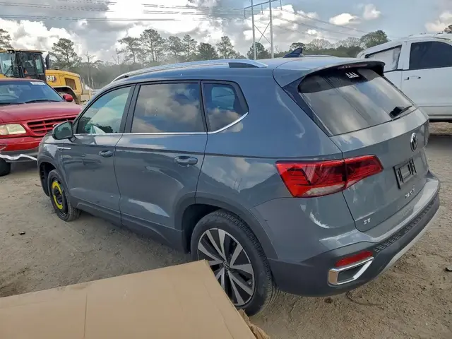 VOLKSWAGEN TAOS SE 2022