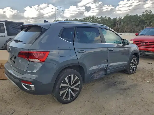 VOLKSWAGEN TAOS SE 2022