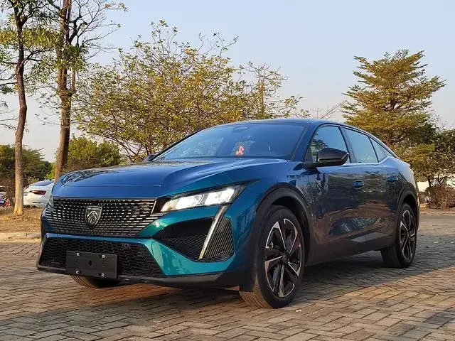 PEUGEOT 408X 2023