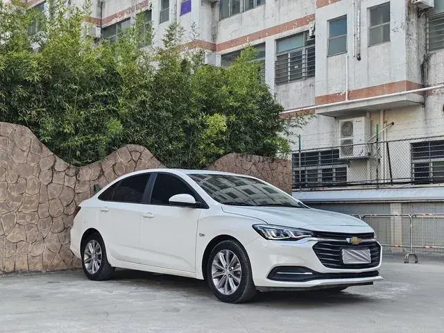 CHEVROLET CRUZE 2023