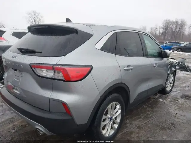 FORD ESCAPE SE 2021