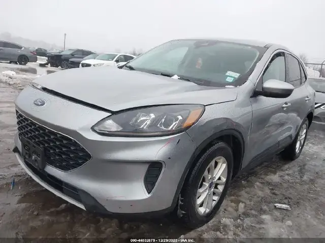 FORD ESCAPE SE 2021