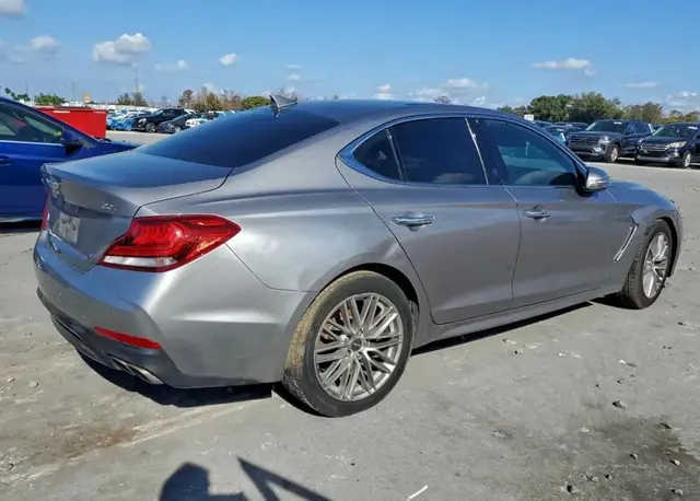 GENESIS G70 2020