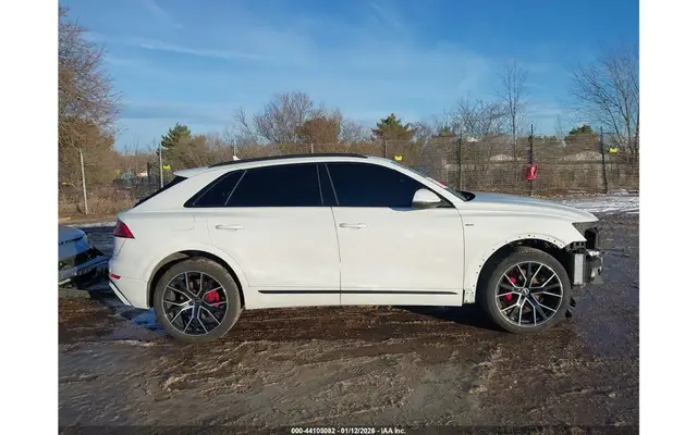 AUDI Q8 PREMIUM PLUS 55 2022
