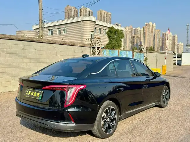 HONGQI E-QM5 2022