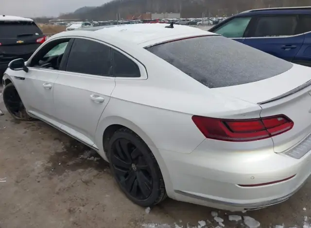 VOLKSWAGEN ARTEON 2021