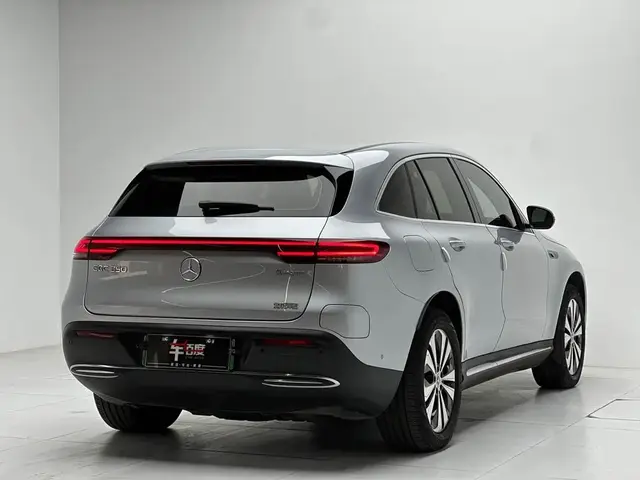 MERCEDES-BENZ EQC 2021