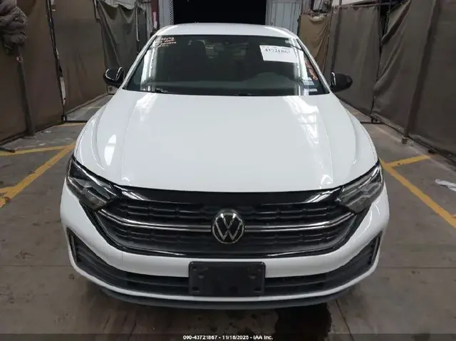 VOLKSWAGEN JETTA 2023