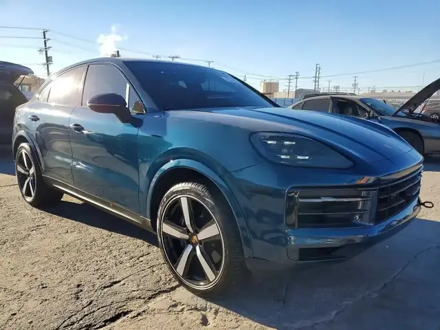 PORSCHE CAYENNE COUPE 2024