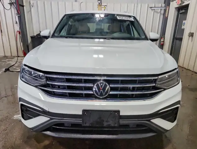 VOLKSWAGEN TIGUAN 2024
