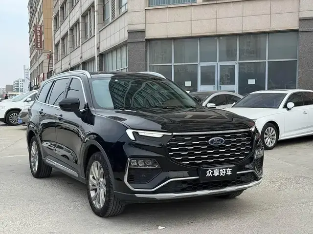 FORD EQUATOR PREMIUM 7-SEATER 2021