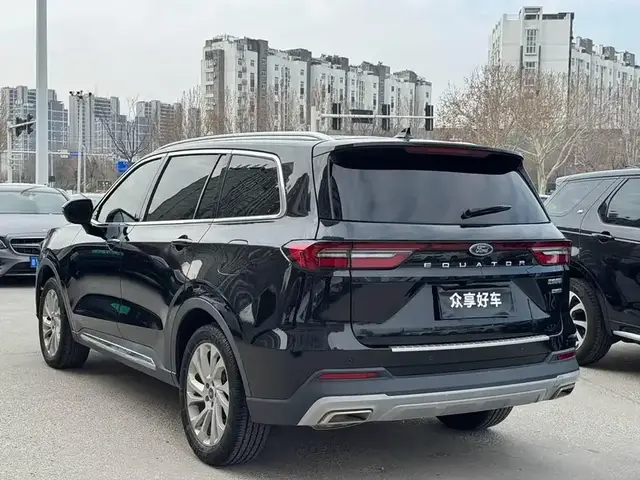 FORD EQUATOR PREMIUM 7-SEATER 2021