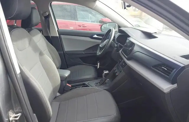 VOLKSWAGEN TAOS 2022