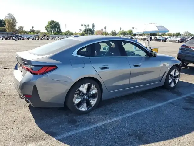 BMW I4 2023