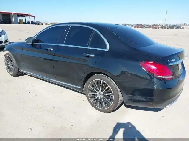 MERCEDES-BENZ C-CLASS C 300 2021