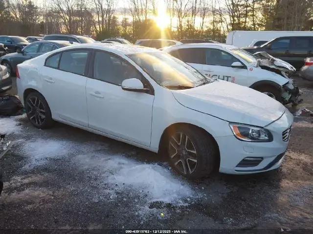 VOLVO S60 2018