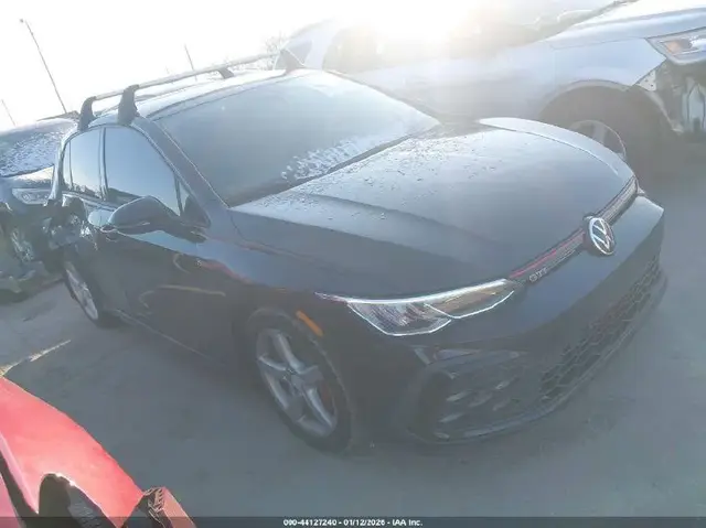 VOLKSWAGEN GOLF GTI 2 2022