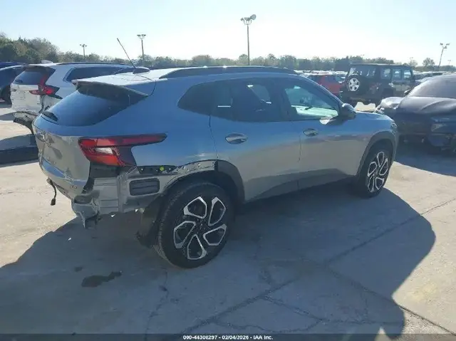 CHEVROLET TRAX FWD 2RS 2024